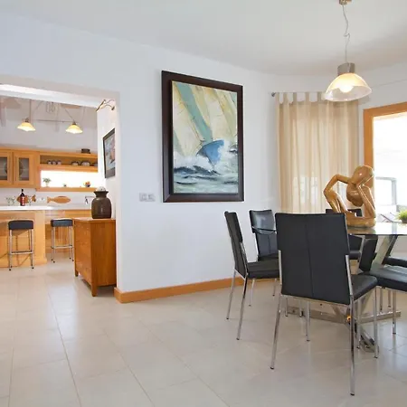 Sleeps 6 With Pool *